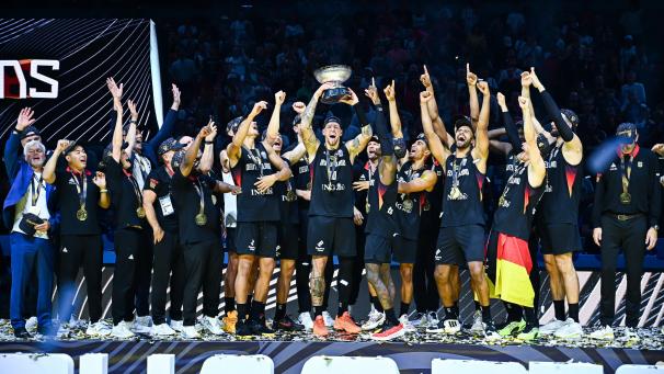 <p>Deutschlands Basketballer krönten sich am Sonntagabend zum Europameister.</p>