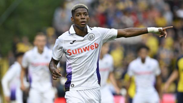 <p>RSC Anderlecht verlängert mit Nilson Angulo bis 2029.</p>