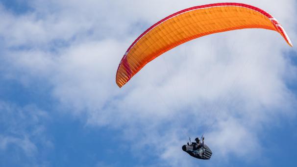 <p>Ein Paragliding-Unfall bei der WM hat die Szene in Belgien erschüttert.</p>