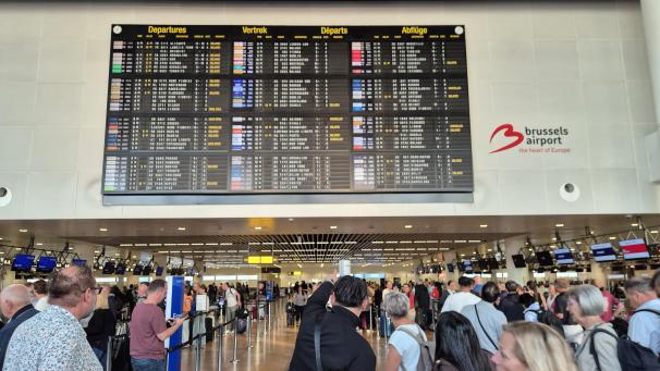 <p>Ein Cyberangriff sorgt am Brussels Airport auch noch am Montag für Störungen.</p>