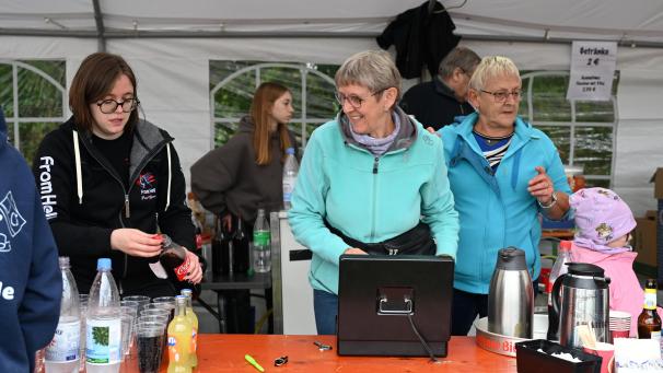 <p>An der „Buvette“ in Valender musste niemand hungern oder verdursten.</p>