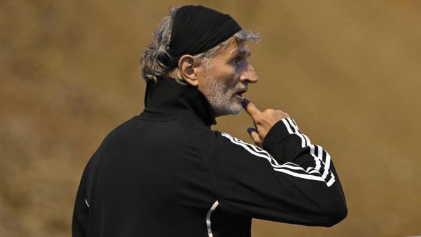 <p>Amels Coach Fortune Modafferi freute sich über den vierten Sieg in Folge.</p>
