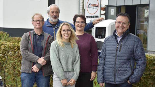 <p>Stellten das neue Carsharing-Projekt in Eynatten vor: (von links nach rechts): Marc Zimmermann, Werner Kalff, Michelle Freisen, Claudia Mennicken und Jean-Marie Koonen.</p>