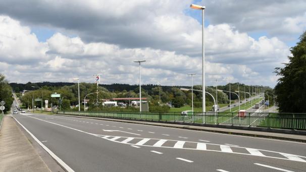 <p>Zwischen Welkenraedt und Eynatten wird die E40 bis Anfang November saniert – Autofahrer müssen mit Einschränkungen rechnen.</p>