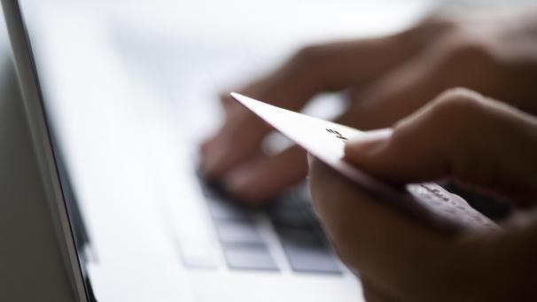<p>Die Behörden warnen vor Anlagebetrug im Internet.</p>