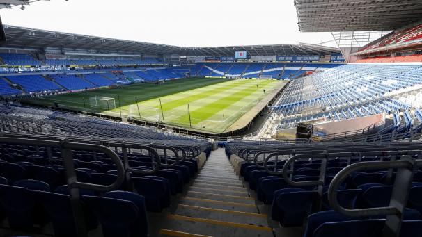 <p>Ein Blick ins Cardiff City Stadium</p>
