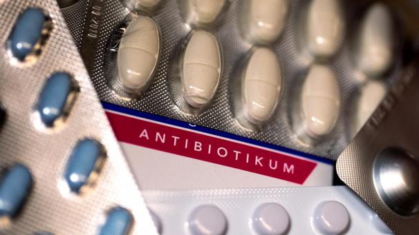 <p>Trotz Rückgangs bleibt der Antibiotikaverbrauch in Belgien zu hoch.</p>