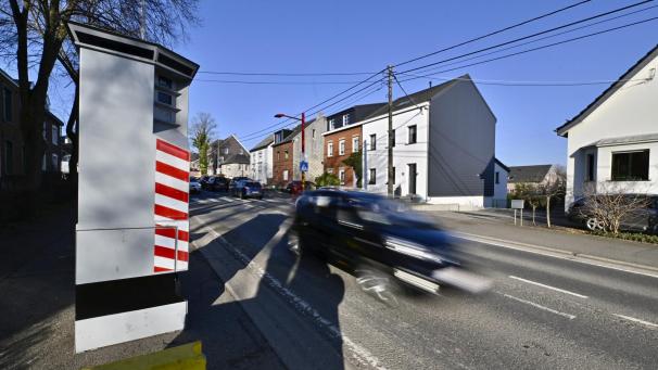 <p>Rund vier von zehn Autofahrern drücken häufig zu stark auf das Gaspedal.</p>