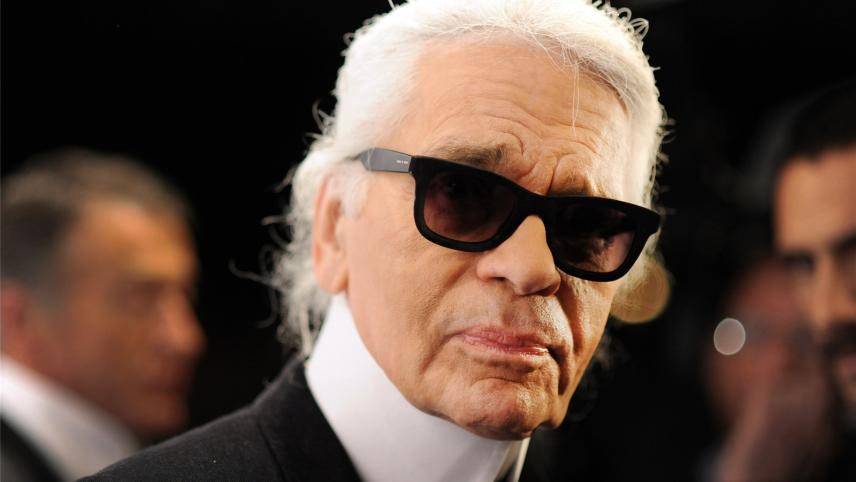 <p>Karl Lagerfeld war einer der einflussreichsten Modeschöpfer der Welt und selbst eine große Marke. Nun ist er mit 85 Jahren gestorben.</p>