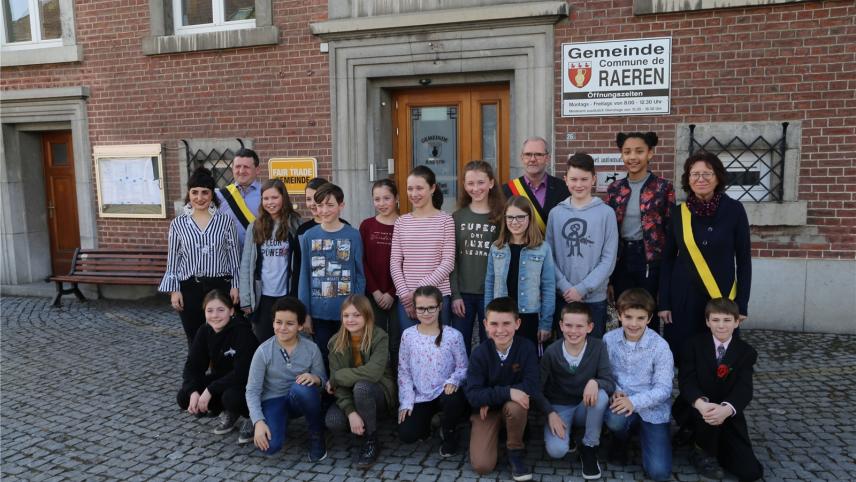 <p>Die Mitglieder des neuen Raerener Kinderrates sind am Samstag im Rathaus vereidigt worden.</p>