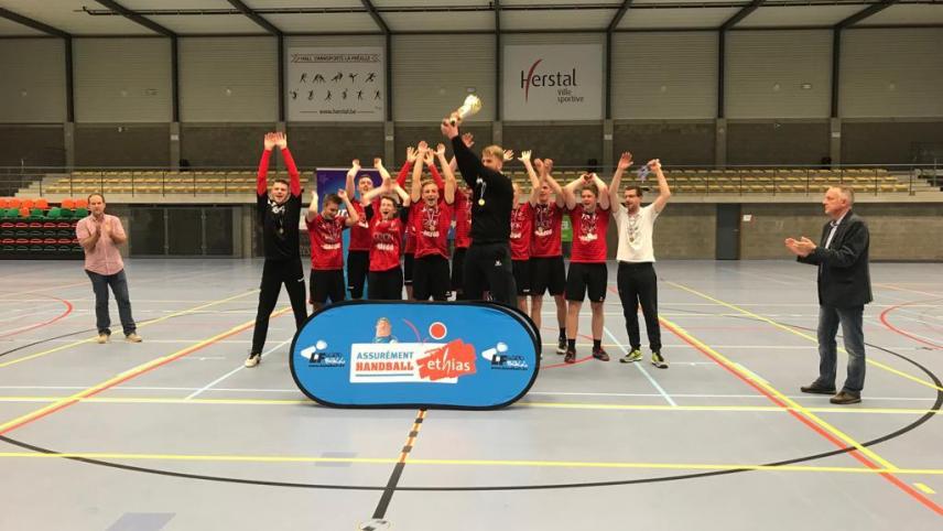 <p>Die Eynattener Kadetten sind Walloniemeister und spielen nun um den Landestitel.</p>