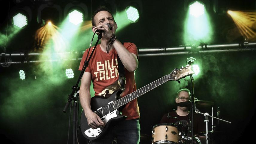 <p>Jo Willems hat die Novotones 2011 gegründet. Er schreibt auch die Songs der Band.</p>