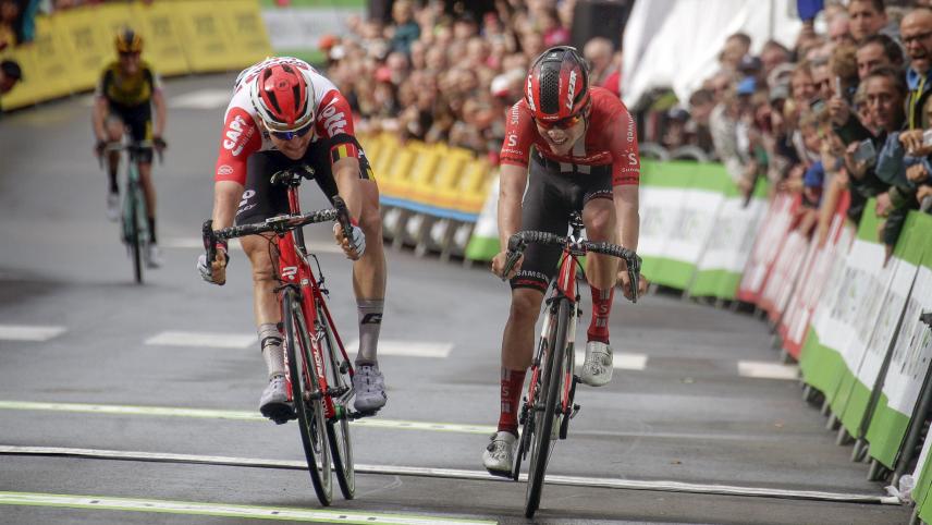 <p>Tim Wellens (l.) siegte haarscharf vor Marc Hirschi.</p>