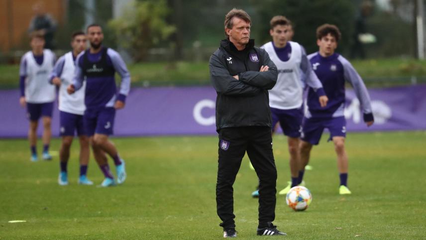 <p>Frank Vercauteren muss mindestens vier Wochen lang auf Nasri verzichten.</p>