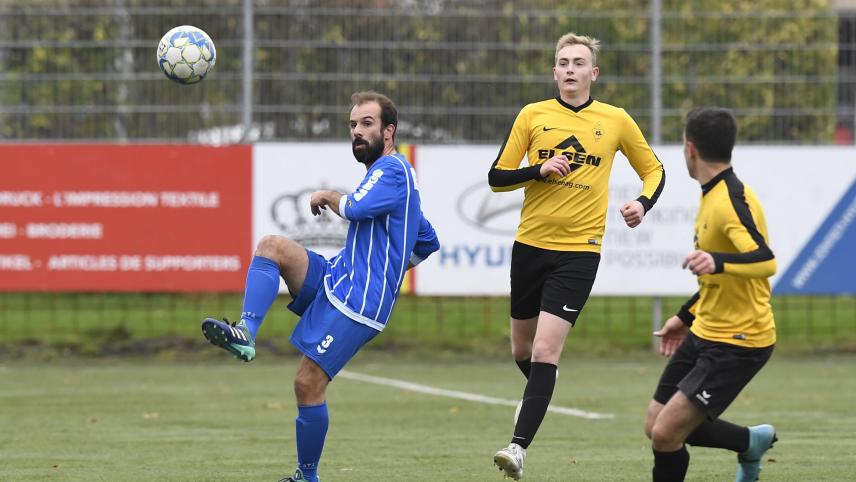 <p>Rafael Diaz (l.) und Eupen B wollen aus ihrem Loch herausfinden.</p>