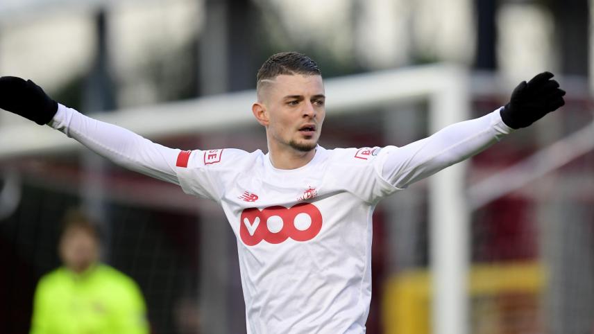<p>Maxime Lestienne sichert Standard Lüttich einen Punktgewinn in Mouscron</p>