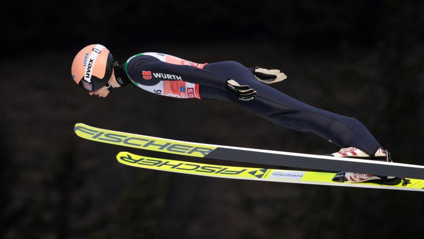 <p>Karl Geiger in Aktion: Die 68. Vierschanzentournee startet am Sonntag traditionell in Oberstdorf.</p>
