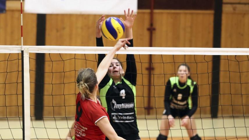 <p>Lindsay Veithen (Mitte) wird wohl einige Wochen ausfallen.</p>