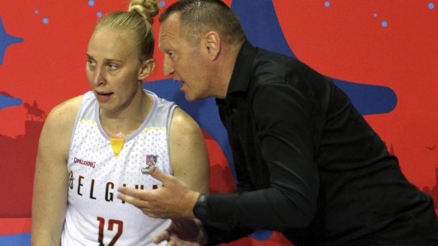 <p>Ann Wauters, hier mit Nationaltrainer Filip Mestdagh</p>