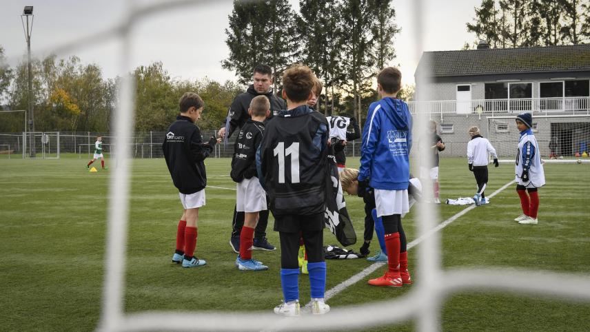 <p>Auch Jugendmannschaften, unter anderem die der AS Eupen, steigen langsam in den Trainingsbetrieb ein.</p>