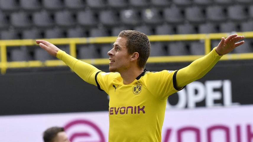 <p>Jubel in Coronazeiten: Thorgan Hazard im Revierderby vor der leeren Südtribüne.</p>