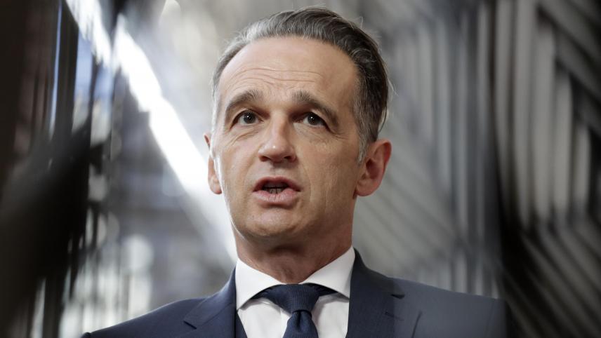 <p>Deutschlands Außenminister Heiko Maas (SPD) spricht mit Journalisten vor einem Treffen der EU-Außenminister im Gebäude des Europäischen Rates. Im GrenzEcho geht er auf den 30. Jahrestag der deutschen Wiedervereinigung ein.</p>