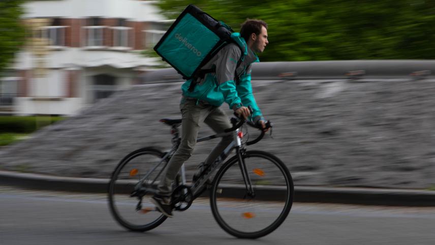 <p>Deliveroo-Kuriere: Selbstständige oder Arbeitnehmer?</p>