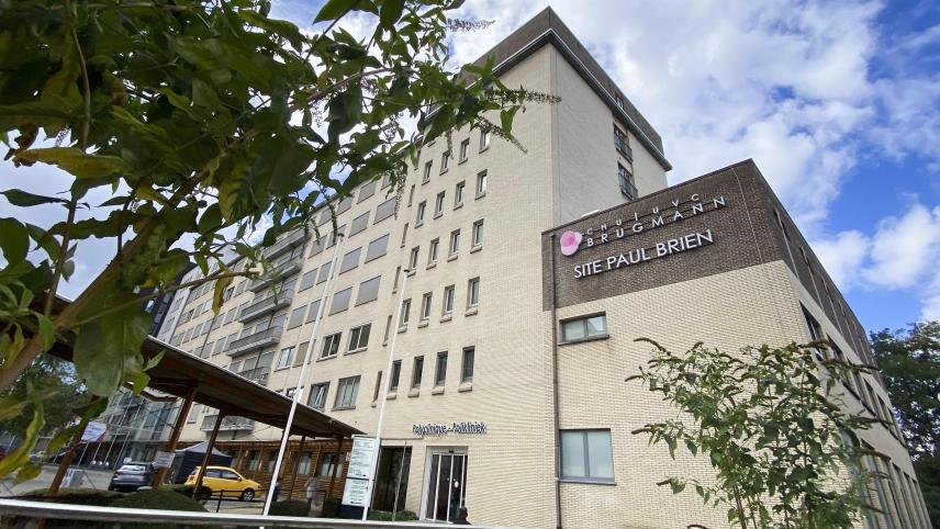 <p>Ein Blick von außen auf das Brüsseler Krankenhäuser CHU Brugmann</p>