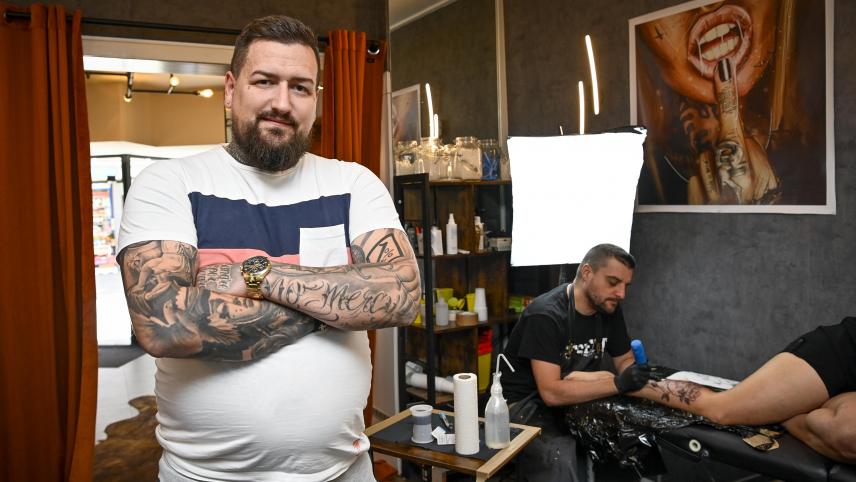 <p>Dominic Poncette ist selber von Tattooos übersäht. Für ihn sind sie ein Abbild der Persönlichkeit.</p>