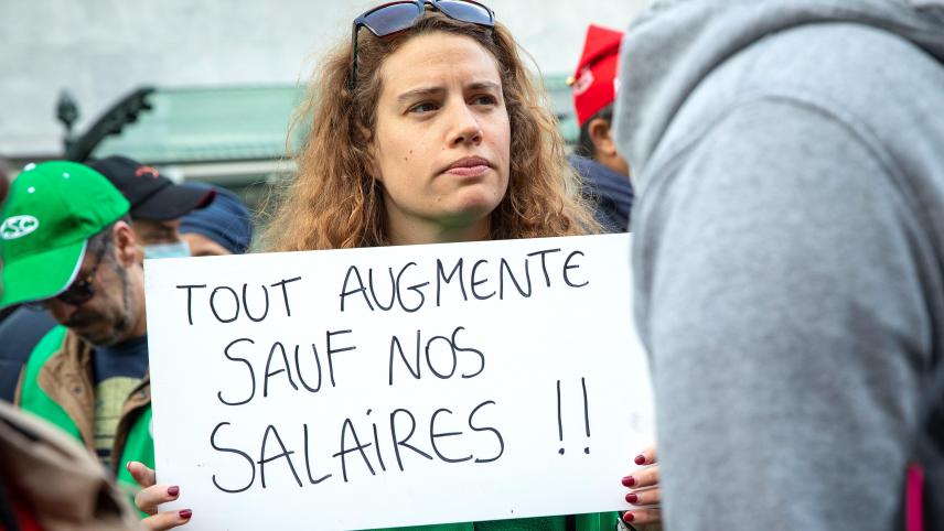 <p>„Alles steigt, nur unsere Löhne nicht.“ Gewerkschaftsprotest im vergangenen April in Brüssel.</p>