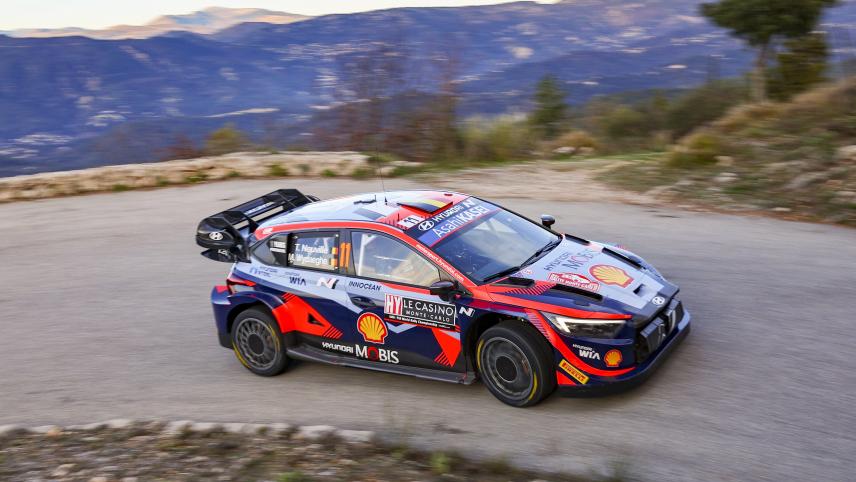 <p>Thierry Neuville (Hyundai) liegt vorerst auf Platz drei der Monte.</p>