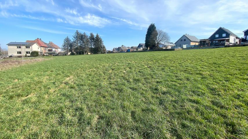 <p>Auf diesem Gelände zwischen der Tivolistraße und der Limburger Straße sollen 17 Wohnhäuser entstehen.</p>