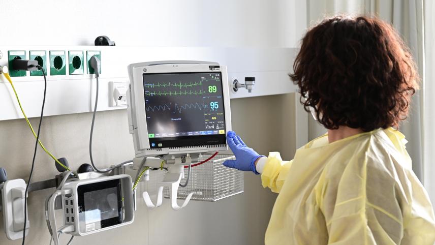 <p>Ein Krankenhausaufenthalt kann im Einzelzimmer sehr teuer werden. Aktuell wird an einer Reform der Krankenhauskosten gearbeitet.</p>