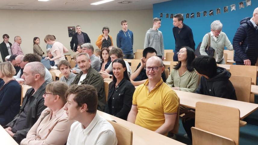 <p>San Diego Velz reiste mit seinen Eltern und seinem Lehrer zur Preisverleihung.</p>