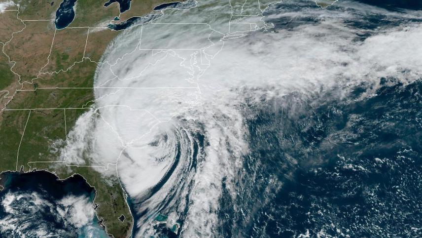 <p>Dieses von der National Oceanic and Atmospheric Administration (NOAA) zur Verfügung gestellte Satellitenbild zeigt Hurrikan „Ian“ über der Küste von South Carolina.</p>