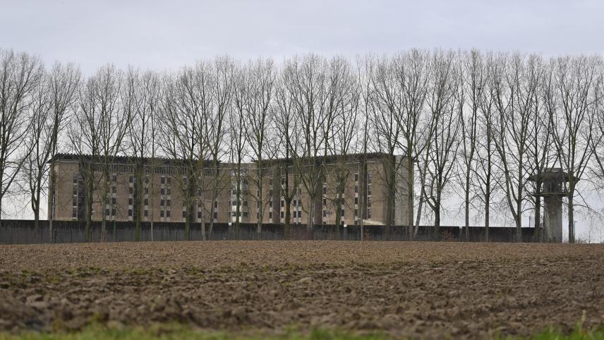 <p>Ein Blick von außen auf das Gefängnis von Lantin bei Lüttich.</p>