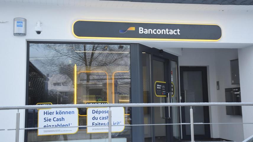 <p>Die Bankautomaten von Batopin (wie hier in Weywertz) sorgen weiterhin für Gesprächsstoff. Ministerpräsident Oliver Paasch nannte das Angebot „völlig inakzeptabel“.</p>