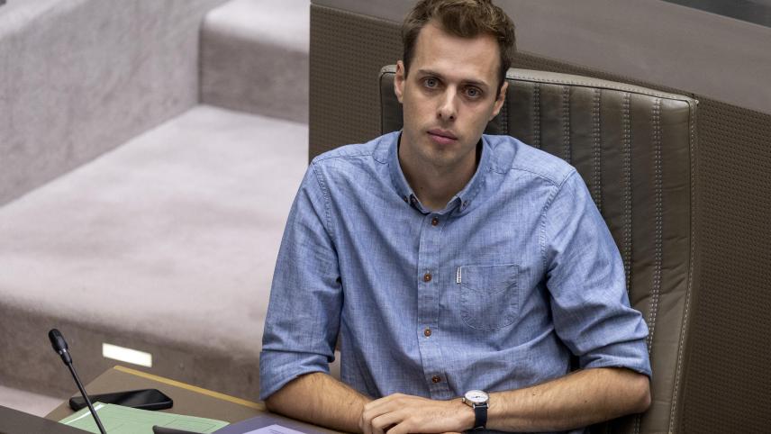 <p>Der 32-jährige Jos D’Haese führte die PVDA am 9. Juni im Kanton Antwerpen auf Platz zwei, weniger als drei Prozent hinter der N-VA von Bürgermeister Bart De Wever. Sein nächstes Ziel: ihm die Schärpe abspenstig machen.</p>