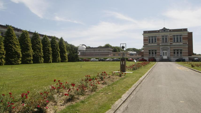<p>Ein Blick auf das KMI in Uccle</p>