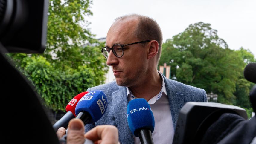<p>Haushaltsminister Van peteghem: „Wir haben bereits sehr viel gearbeitet und werden in den kommenden Tagen sicher weitermachen.“</p>
